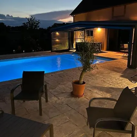 Holiday home La Bergerie, Piscine Chauffee, Couzon