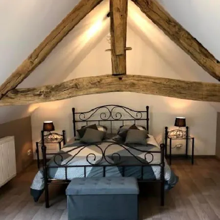 Holiday home La Bergerie, Piscine Chauffee, Couzon